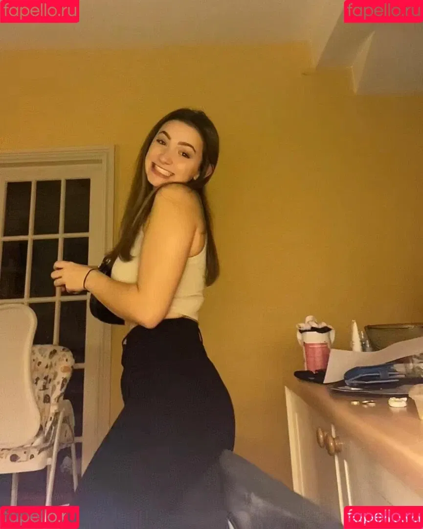 Gaby Emmerdale / Rosie Bentham / rosie_bentham Onlyfans Photo Gallery 