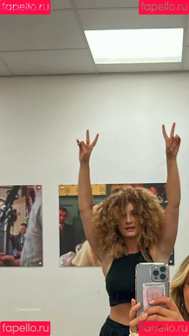 Gaby Emmerdale / Rosie Bentham / rosie_bentham Onlyfans Photo Gallery 