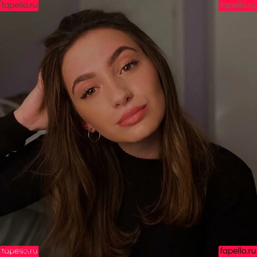 Gaby Emmerdale / Rosie Bentham / rosie_bentham Onlyfans Photo Gallery 