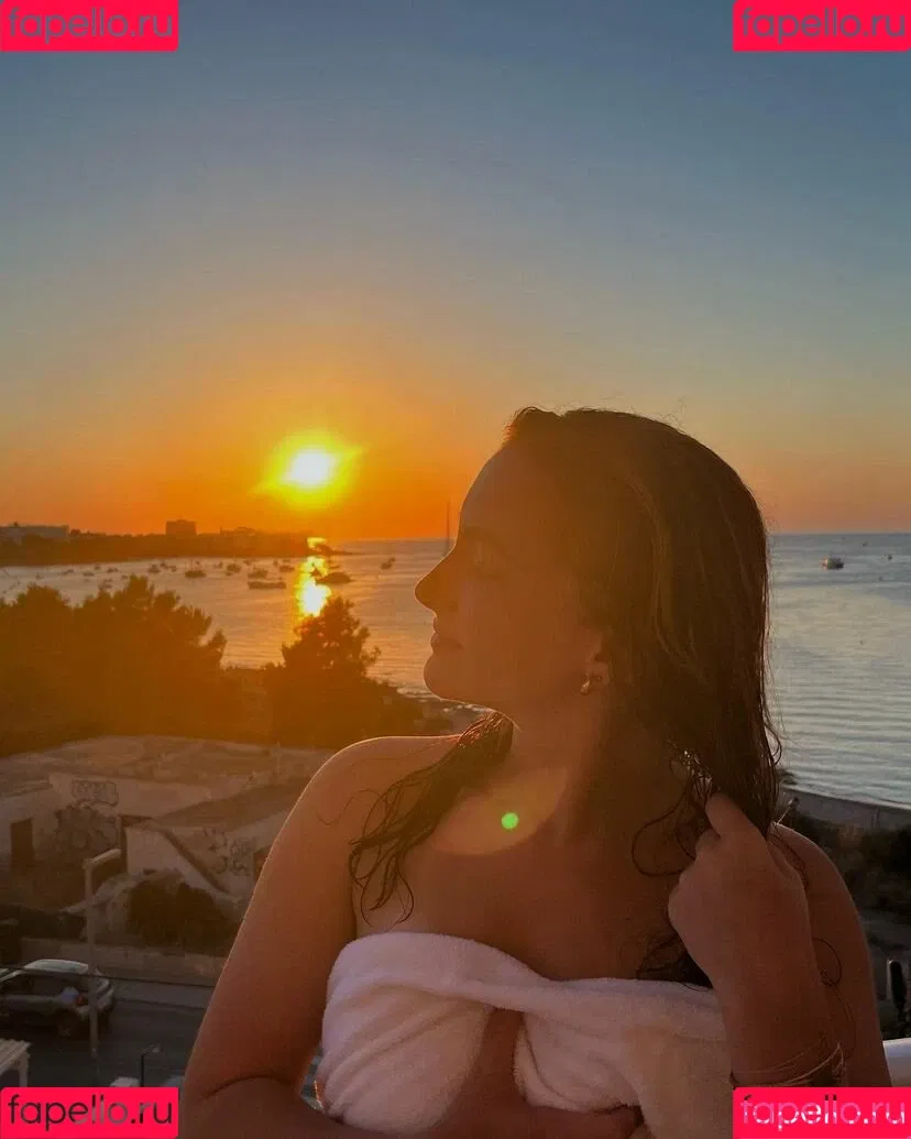 Gaby Emmerdale / Rosie Bentham / rosie_bentham Onlyfans Photo Gallery 