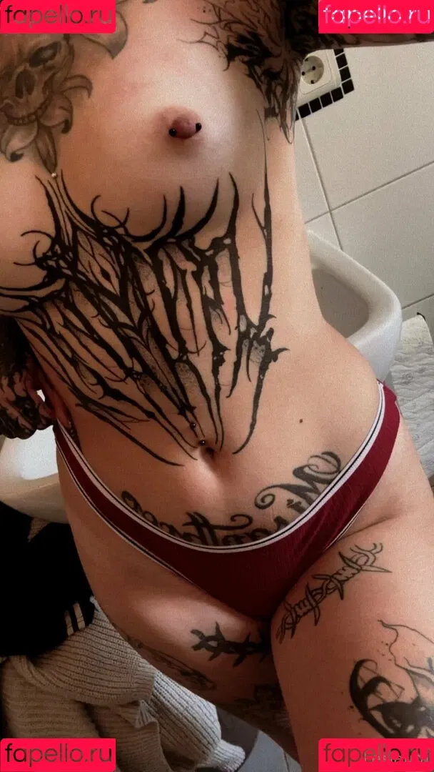 Laurasorooo / laurachesnok Onlyfans Photo Gallery 