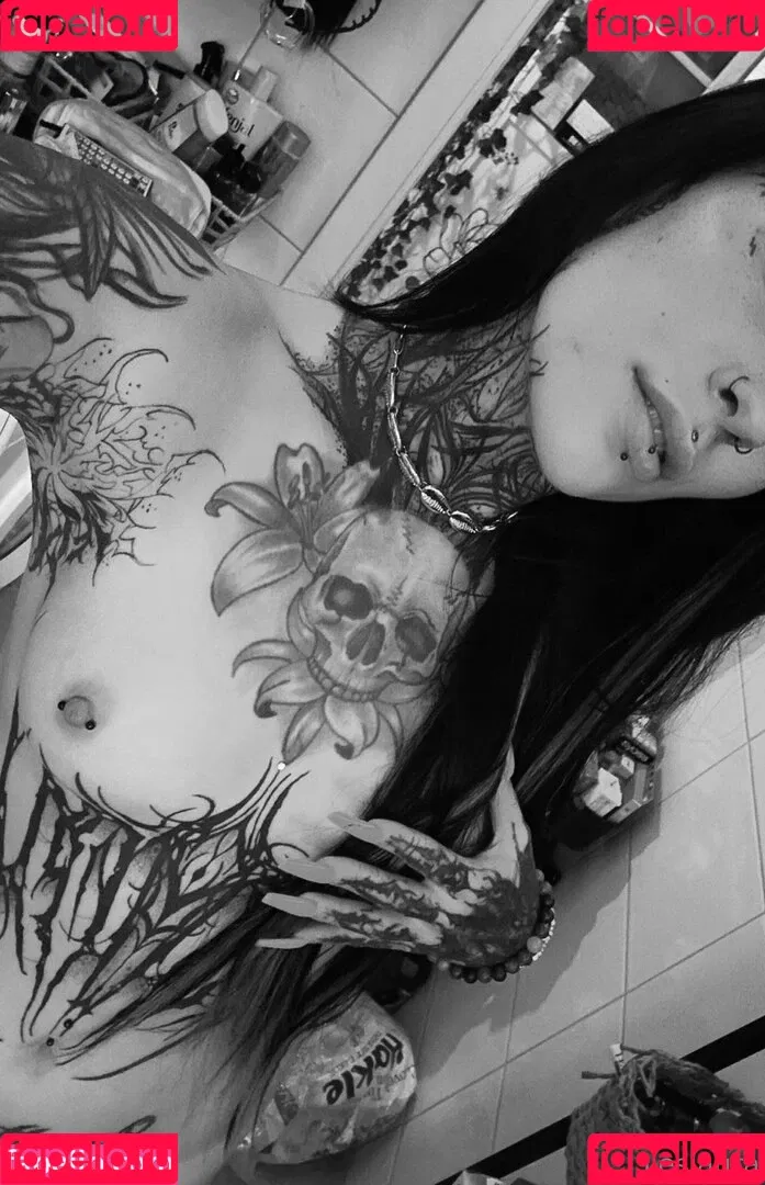 Laurasorooo / laurachesnok Onlyfans Photo Gallery 