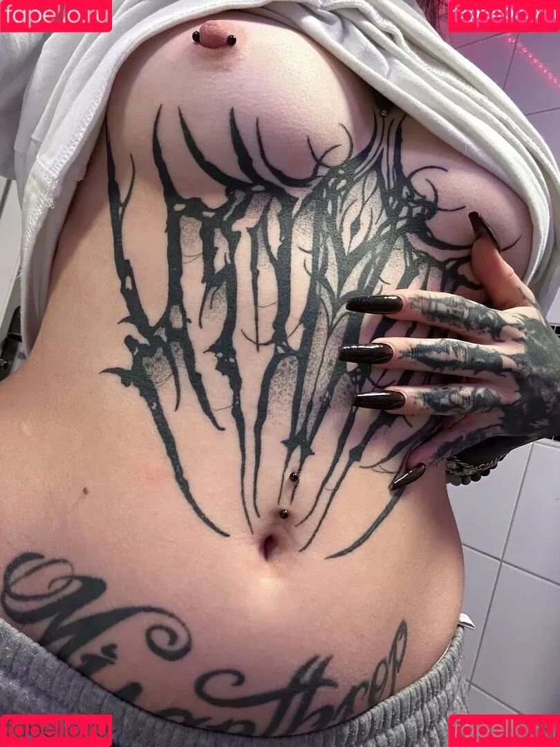 Laurasorooo / laurachesnok Onlyfans Photo Gallery 