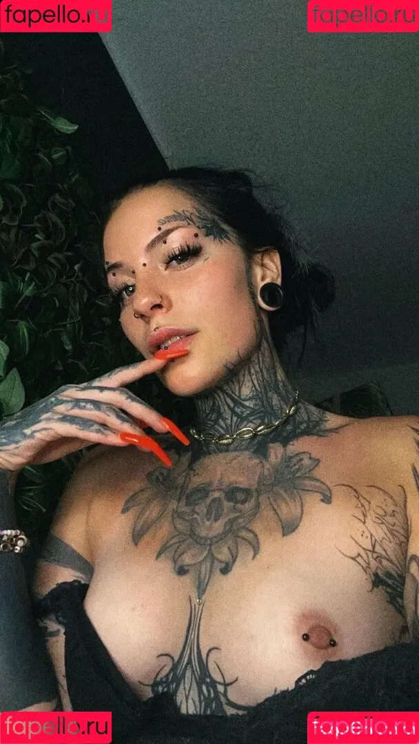 Laurasorooo / laurachesnok Onlyfans Photo Gallery 