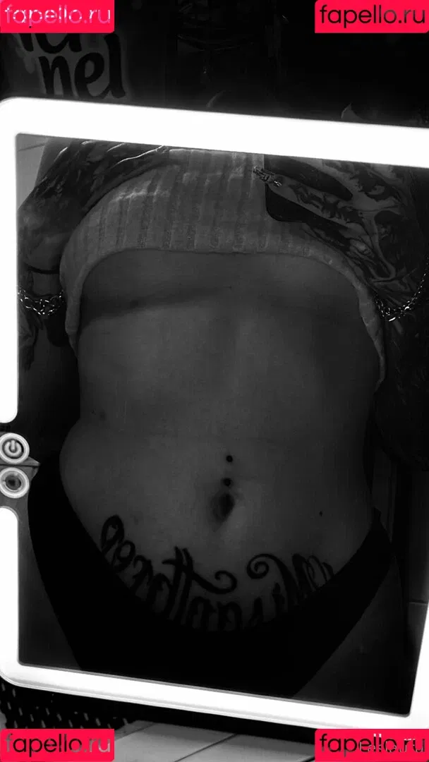 Laurasorooo / laurachesnok Onlyfans Photo Gallery 