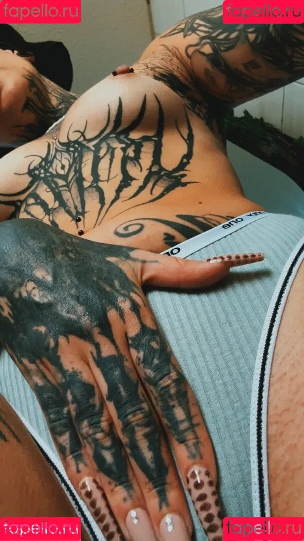 Laurasorooo / laurachesnok Onlyfans Photo Gallery 