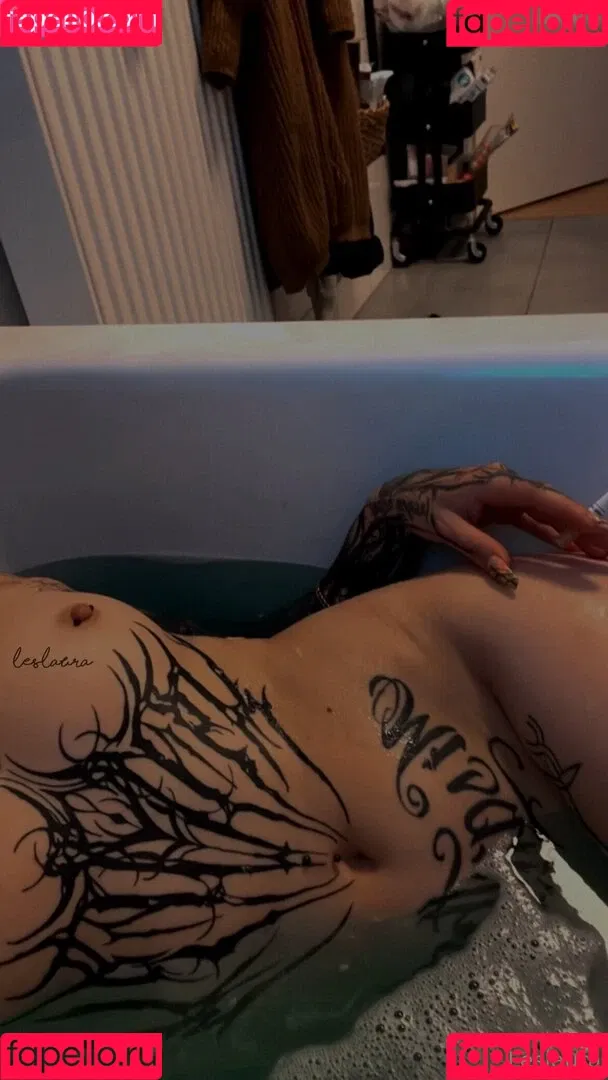 Laurasorooo / laurachesnok Onlyfans Photo Gallery 