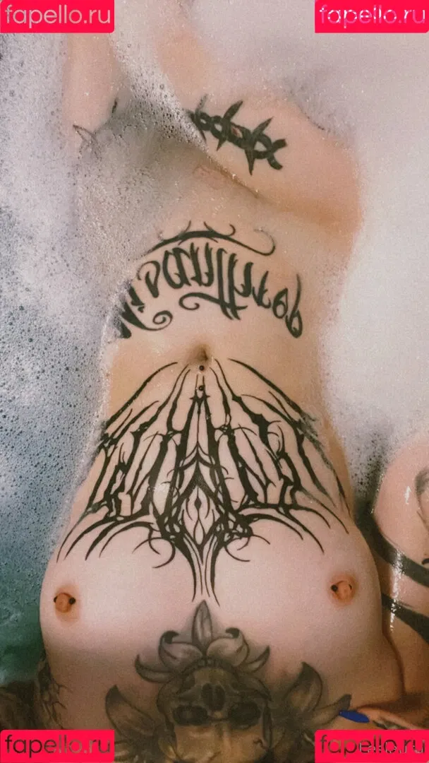 Laurasorooo / laurachesnok Onlyfans Photo Gallery 