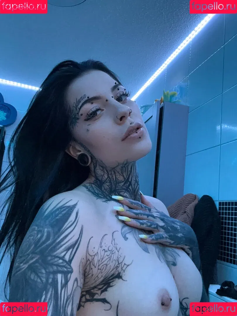 Laurasorooo / laurachesnok Onlyfans Photo Gallery 