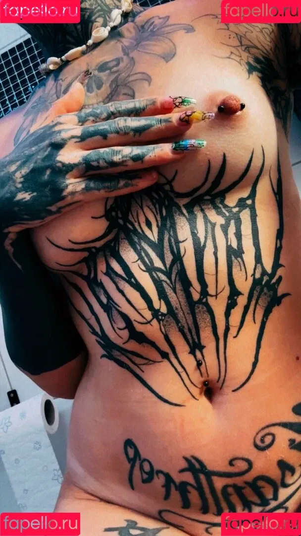 Laurasorooo / laurachesnok Onlyfans Photo Gallery 