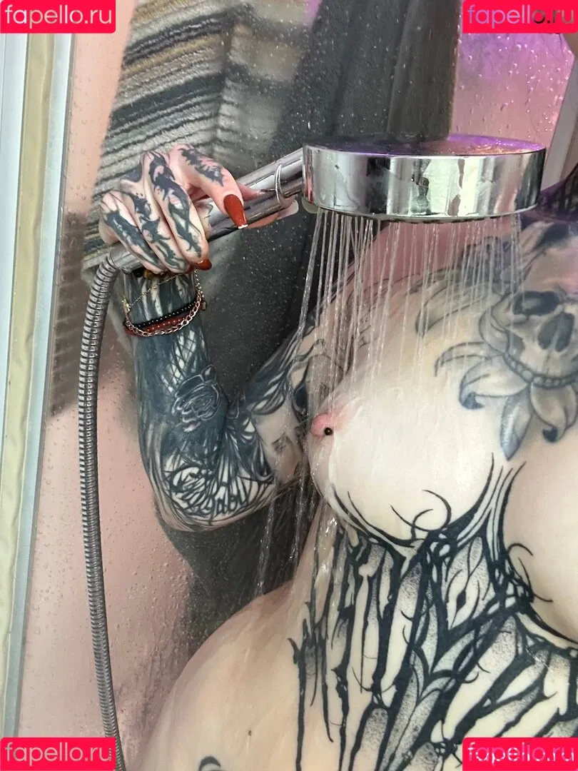 Laurasorooo / laurachesnok Onlyfans Photo Gallery 