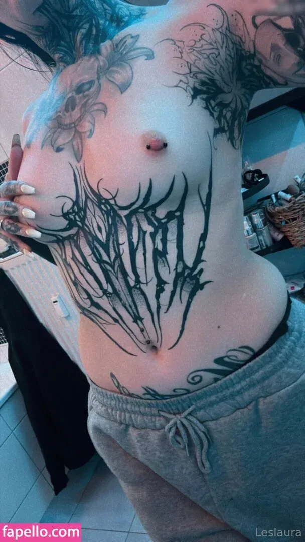 Laurasorooo / laurachesnok Onlyfans Photo Gallery 