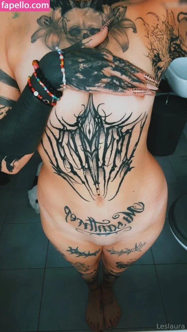 Laurasorooo / laurachesnok Onlyfans Photo Gallery 