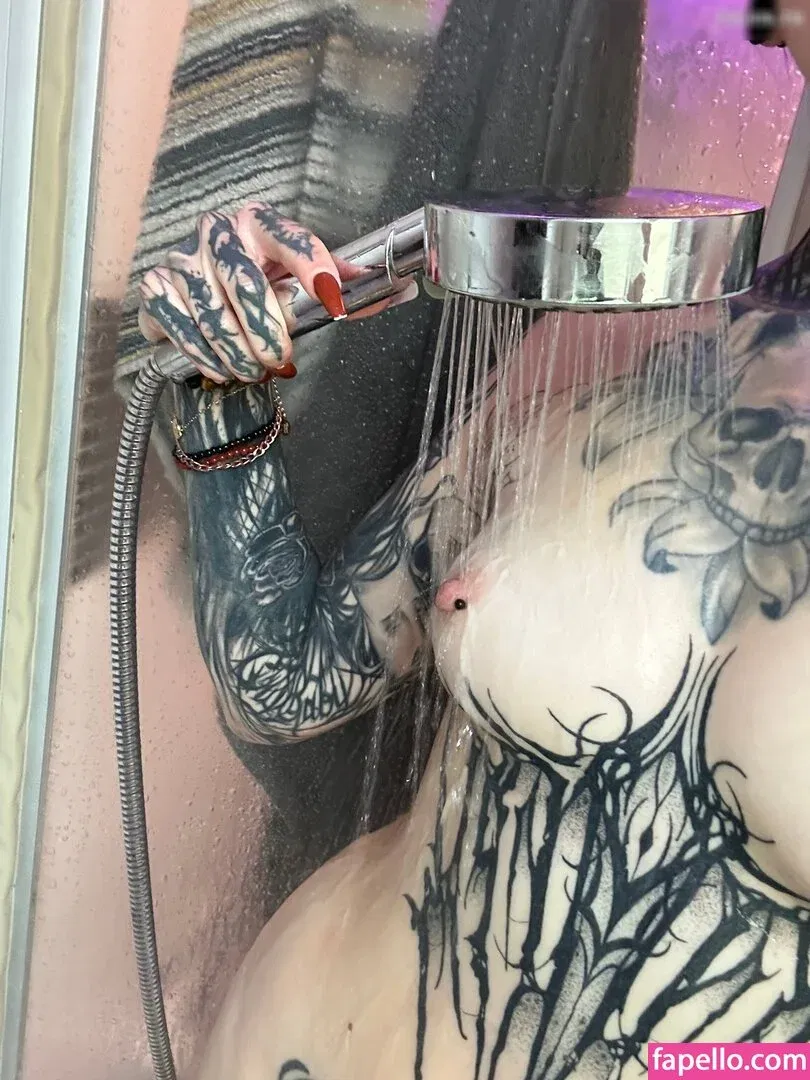 Laurasorooo / laurachesnok Onlyfans Photo Gallery 