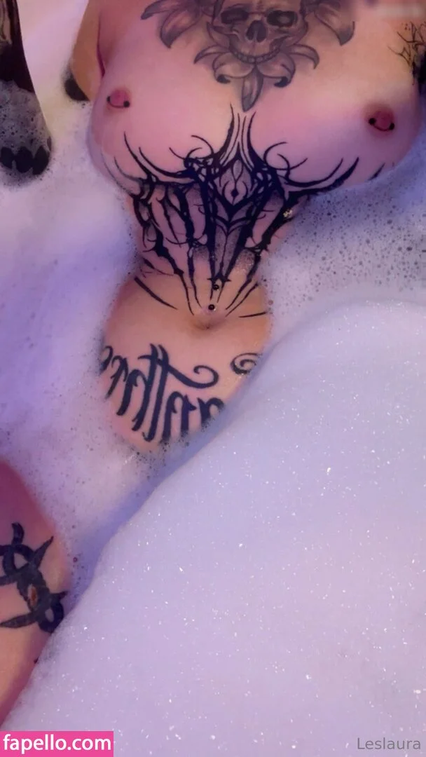 Laurasorooo / laurachesnok Onlyfans Photo Gallery 