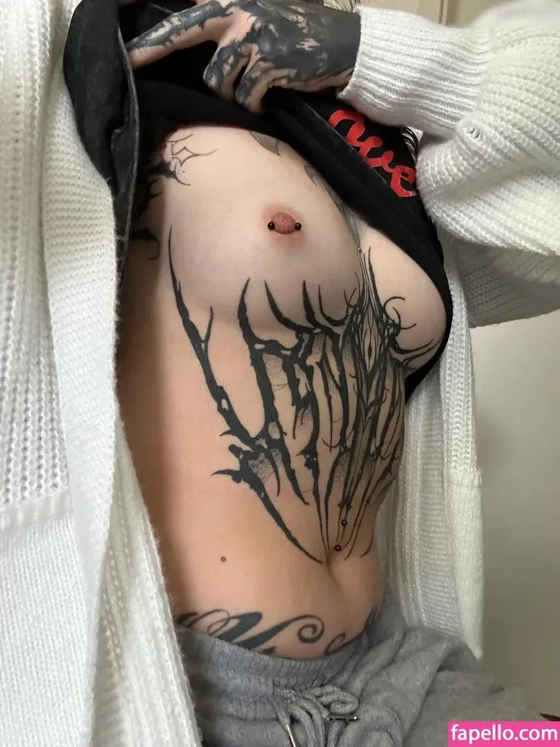 Laurasorooo / laurachesnok Onlyfans Photo Gallery 