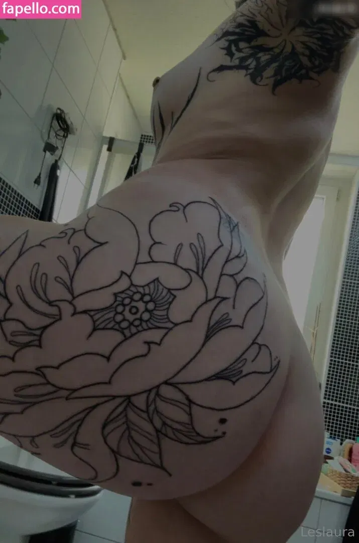 Laurasorooo / laurachesnok Onlyfans Photo Gallery 