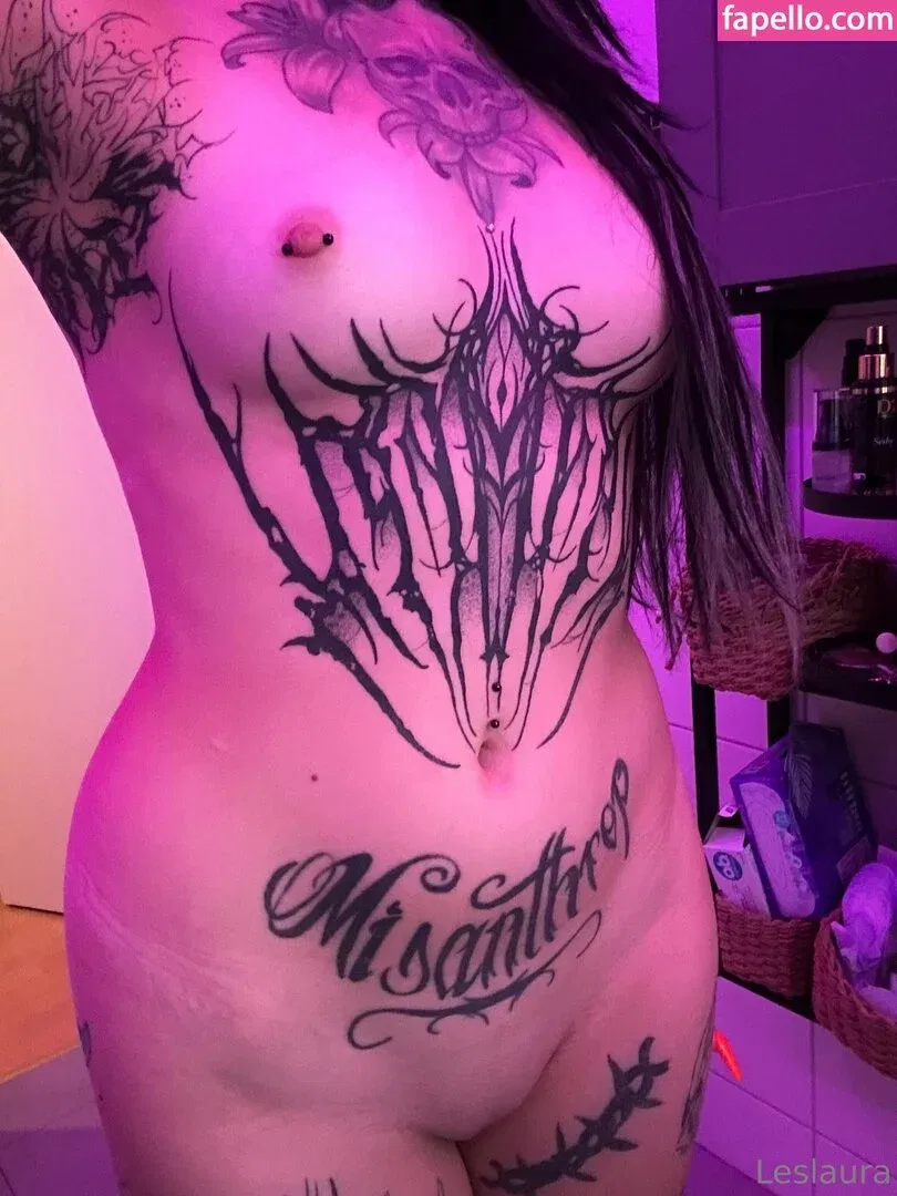 Laurasorooo / laurachesnok Onlyfans Photo Gallery 