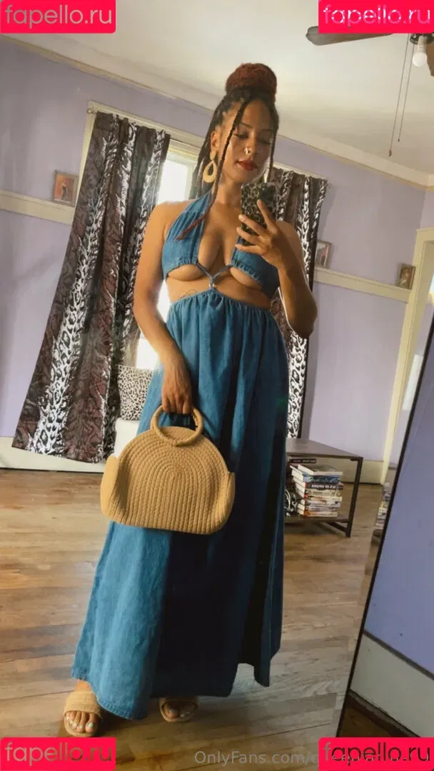 queenjanine99 Onlyfans Photo Gallery 