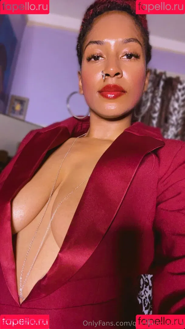 queenjanine99 Onlyfans Photo Gallery 