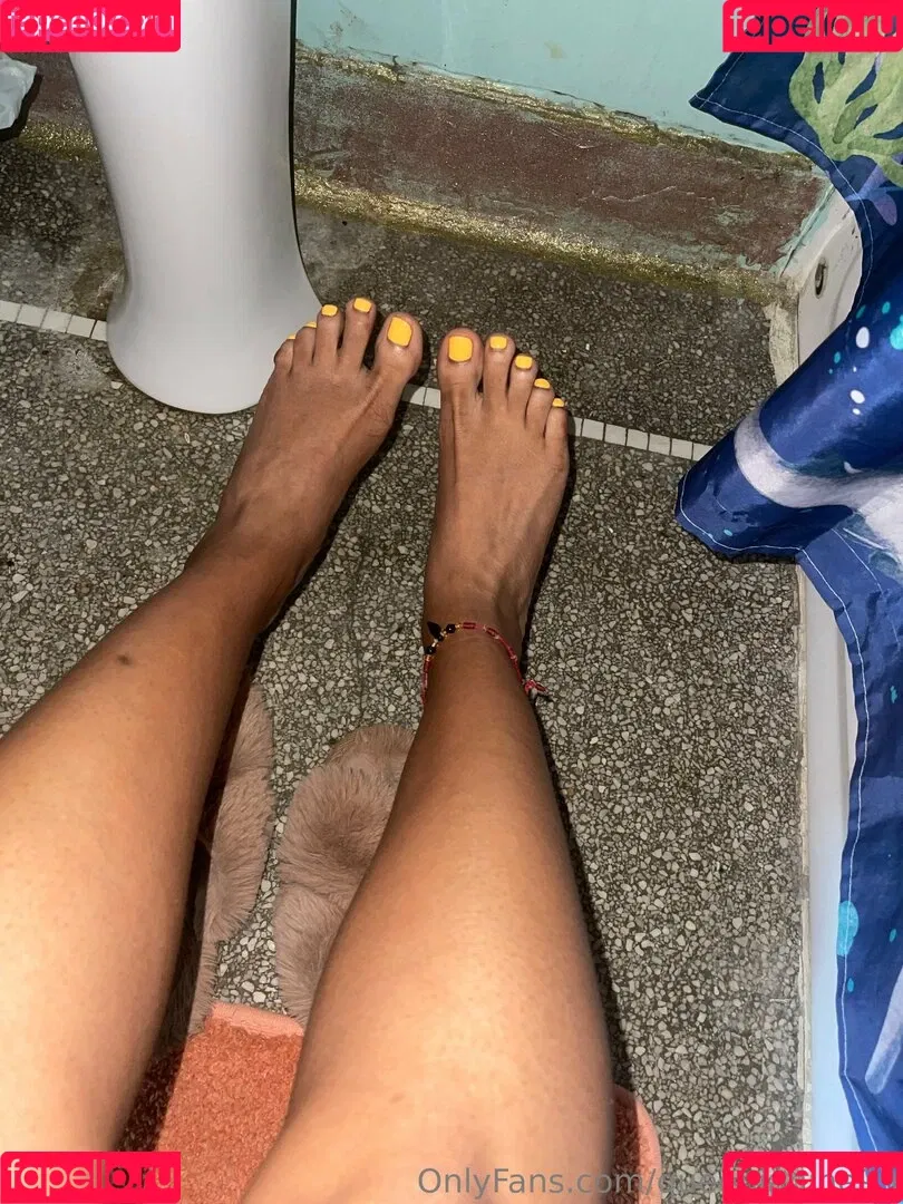 queenjanine99 Onlyfans Photo Gallery 