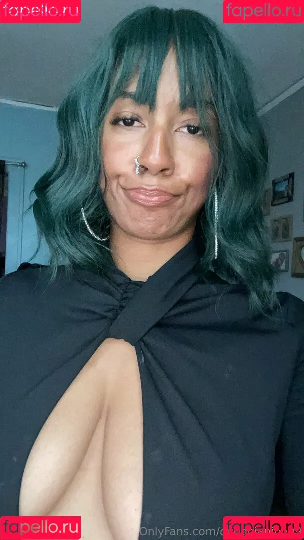 queenjanine99 Onlyfans Photo Gallery 