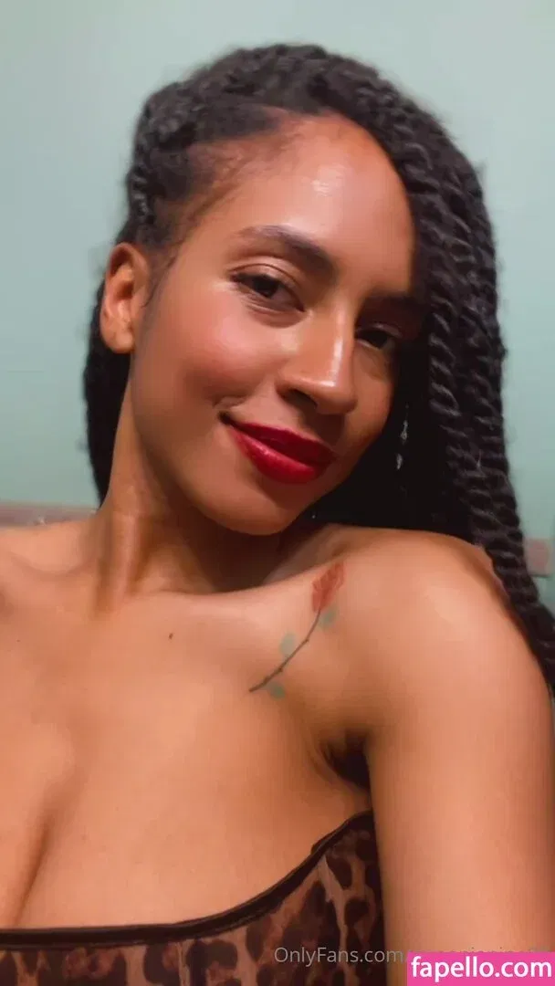 queenjanine99 Onlyfans Photo Gallery 