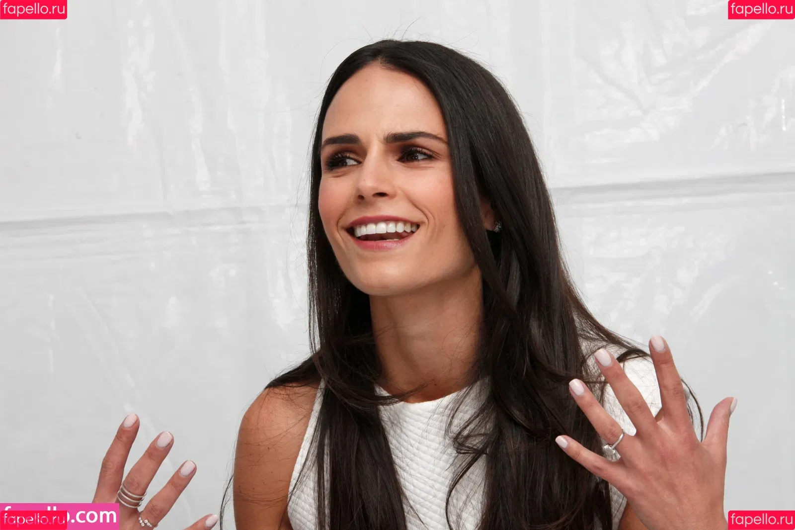 Jordana Brewster / JordanaBrewster Onlyfans Photo Gallery 