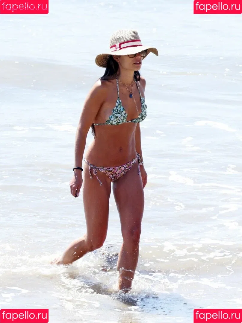 Jordana Brewster / JordanaBrewster Onlyfans Photo Gallery 