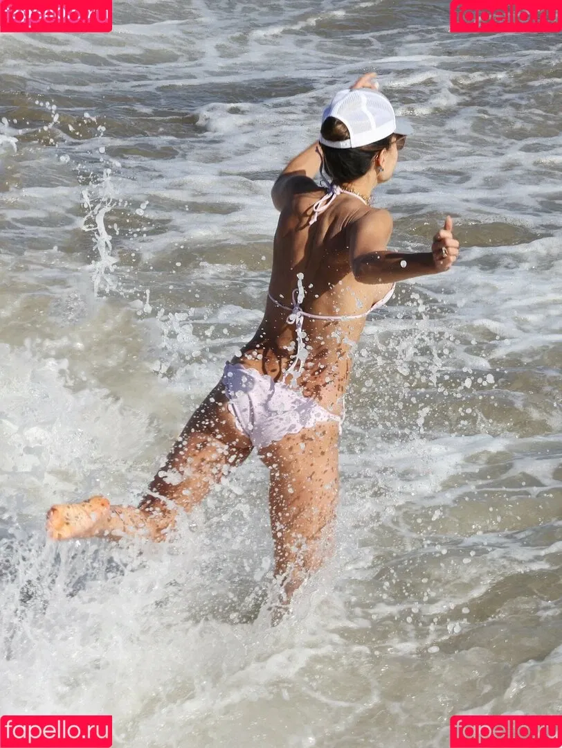 Jordana Brewster / JordanaBrewster Onlyfans Photo Gallery 