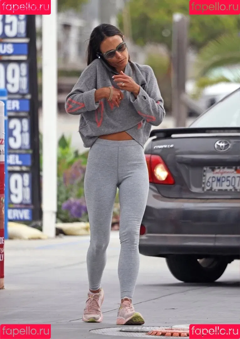 Jordana Brewster / JordanaBrewster Onlyfans Photo Gallery 