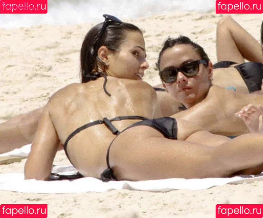 Jordana Brewster / JordanaBrewster Onlyfans Photo Gallery 