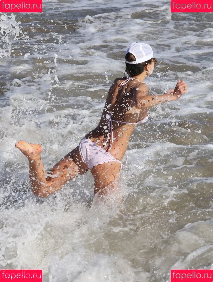 Jordana Brewster / JordanaBrewster Onlyfans Photo Gallery 