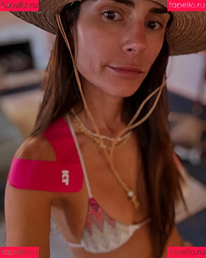 Jordana Brewster / JordanaBrewster Onlyfans Photo Gallery 