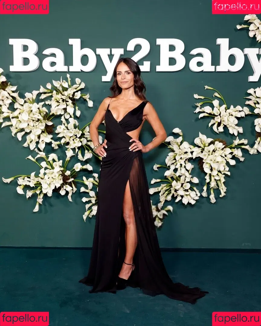 Jordana Brewster / JordanaBrewster Onlyfans Photo Gallery 