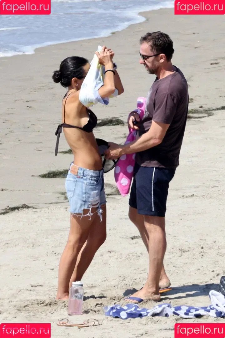 Jordana Brewster / JordanaBrewster Onlyfans Photo Gallery 