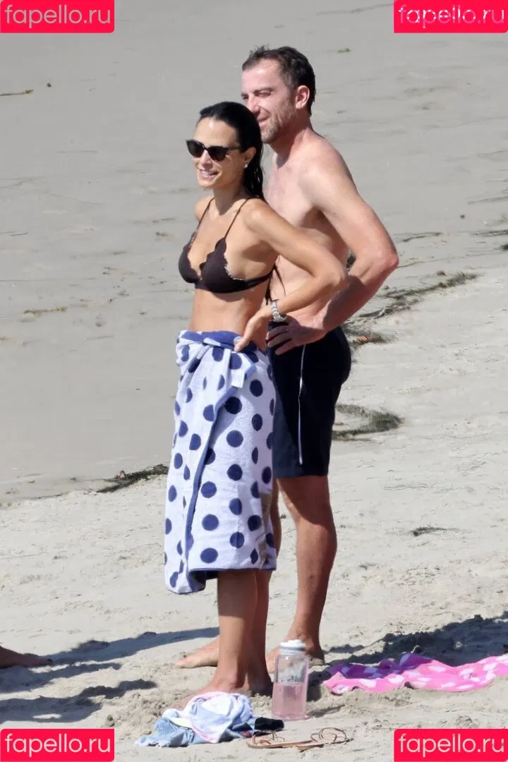 Jordana Brewster / JordanaBrewster Onlyfans Photo Gallery 