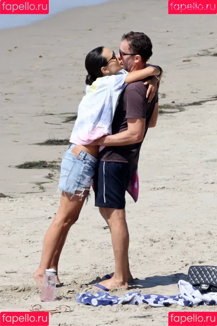 Jordana Brewster / JordanaBrewster Onlyfans Photo Gallery 