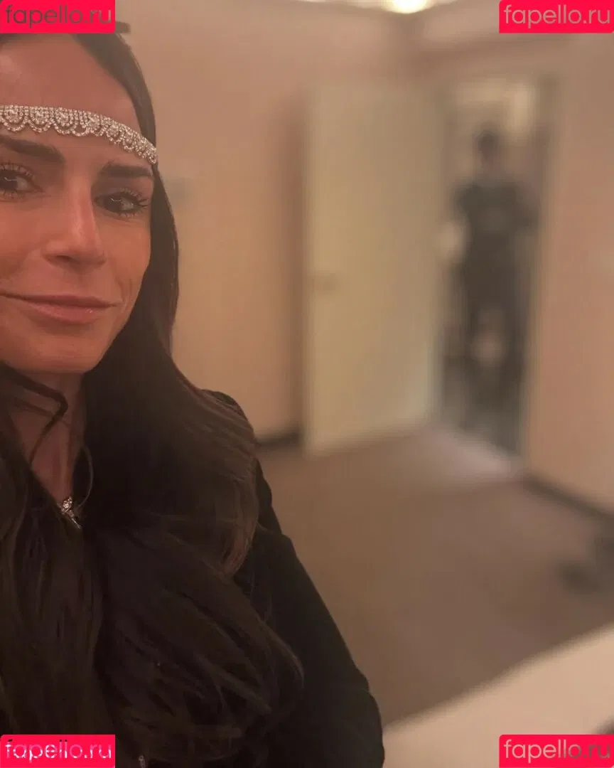 Jordana Brewster / JordanaBrewster Onlyfans Photo Gallery 