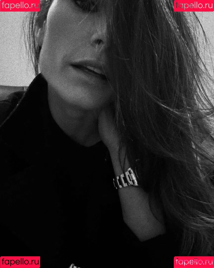 Jordana Brewster / JordanaBrewster Onlyfans Photo Gallery 