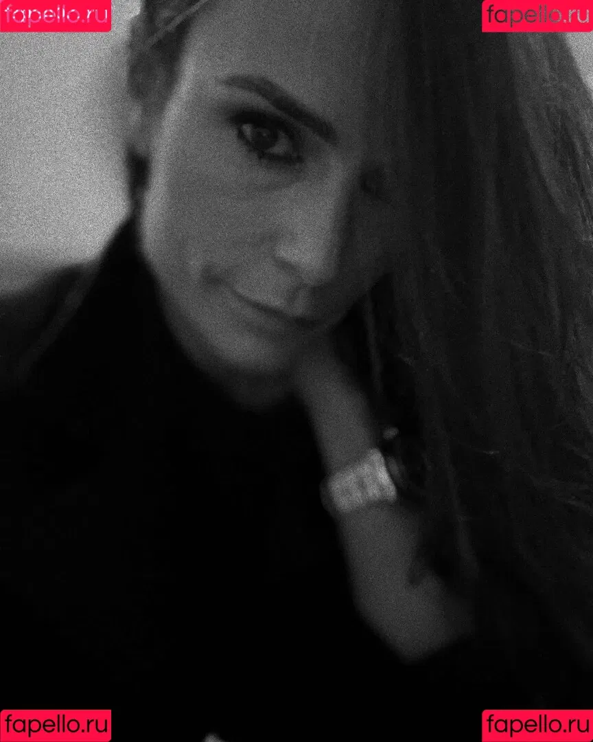 Jordana Brewster / JordanaBrewster Onlyfans Photo Gallery 