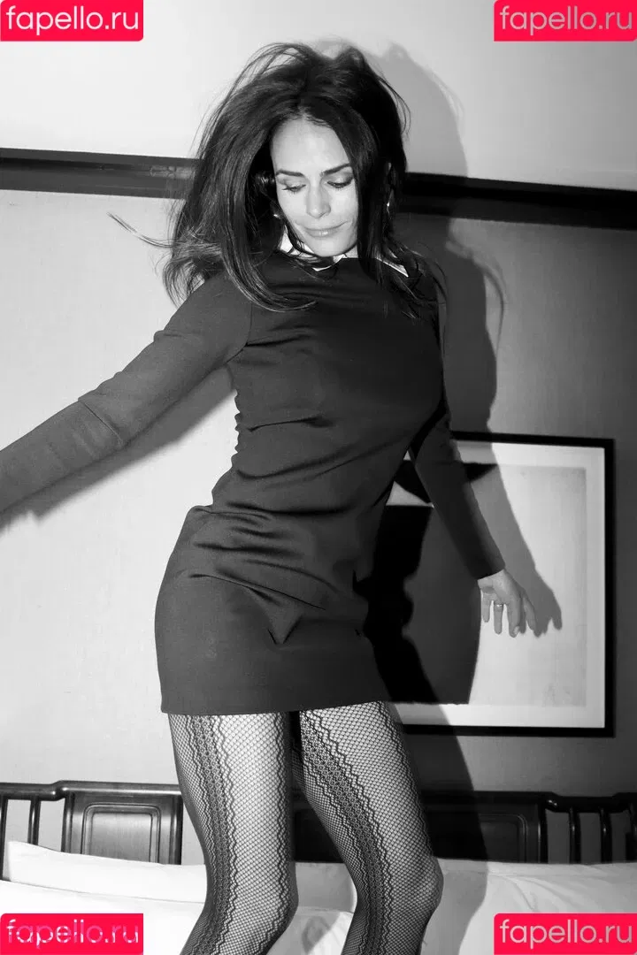 Jordana Brewster / JordanaBrewster Onlyfans Photo Gallery 