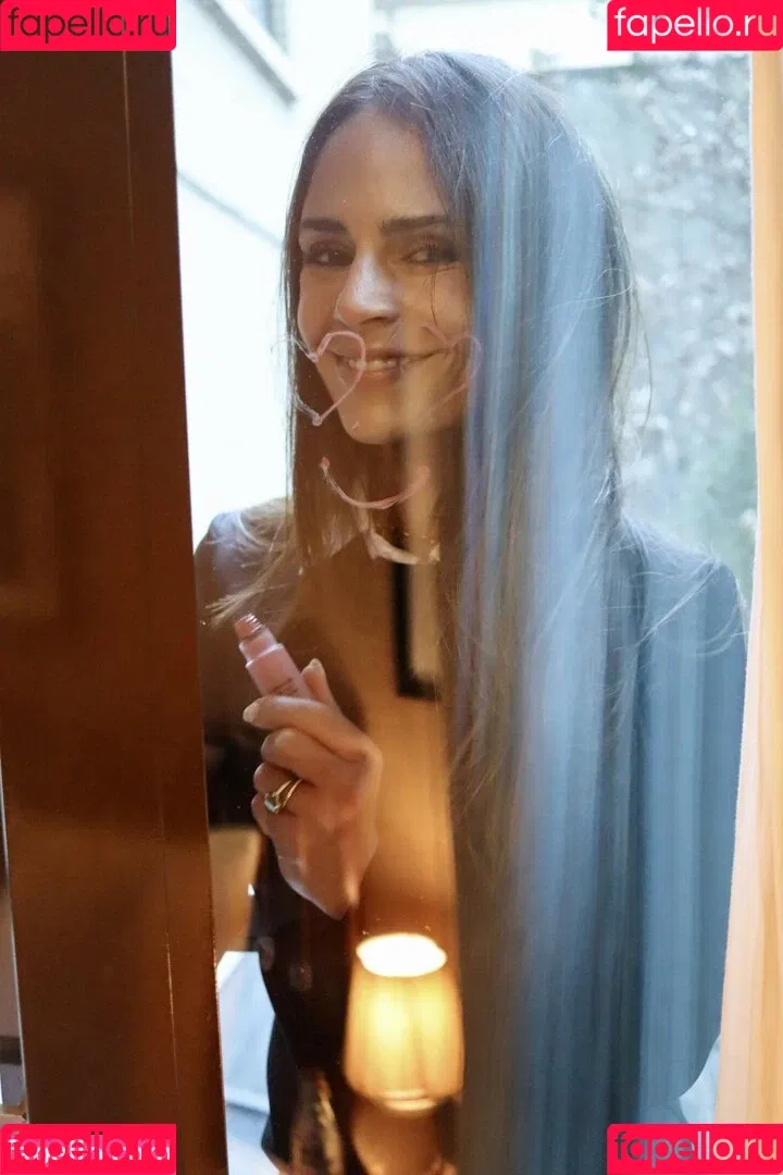 Jordana Brewster / JordanaBrewster Onlyfans Photo Gallery 