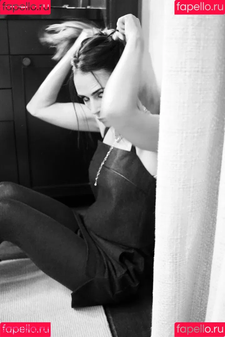 Jordana Brewster / JordanaBrewster Onlyfans Photo Gallery 