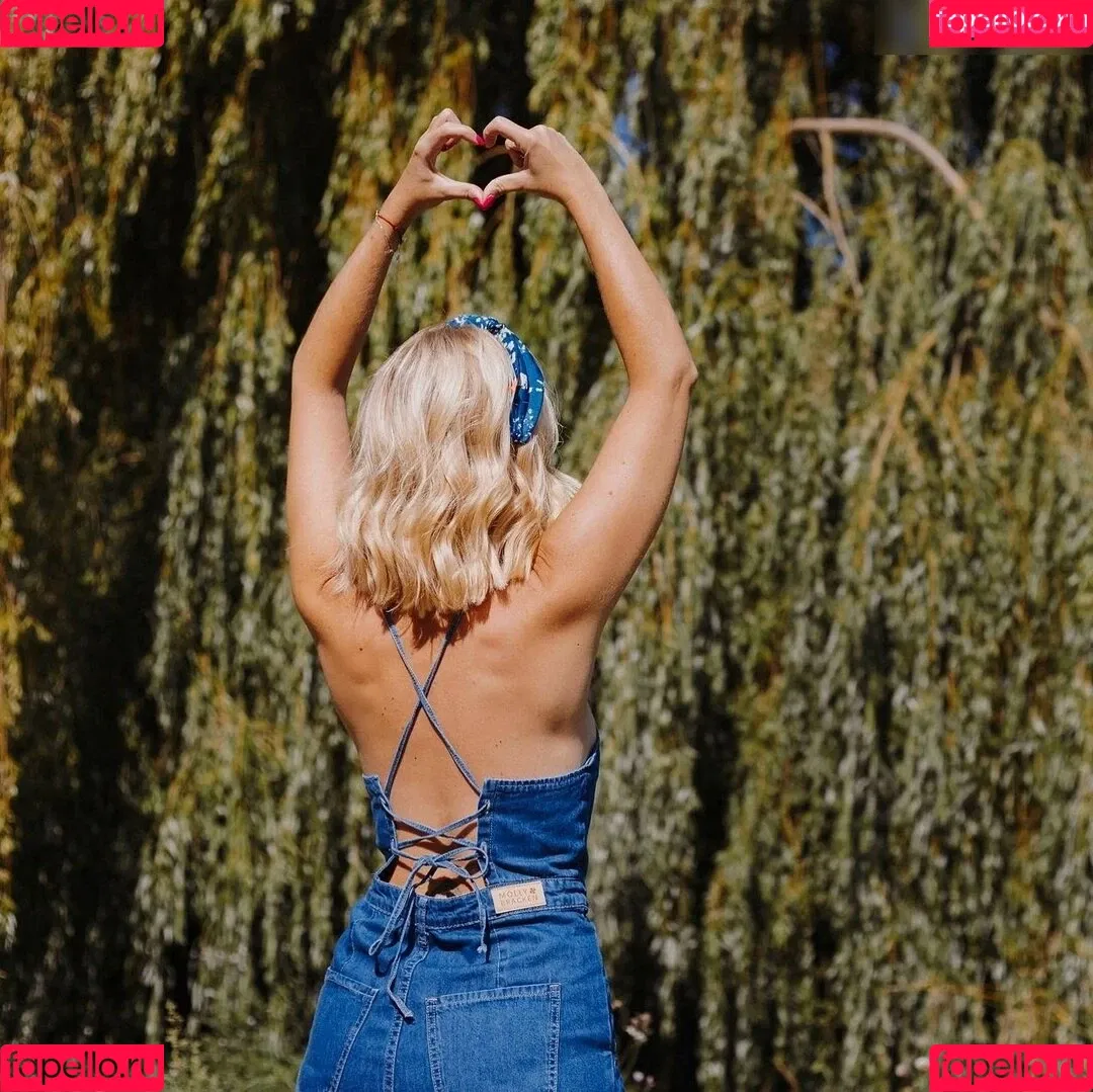 Susan Sideropoulos / susan_sideropoulos Onlyfans Photo Gallery 