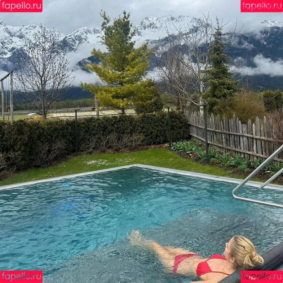 Susan Sideropoulos / susan_sideropoulos Onlyfans Photo Gallery 