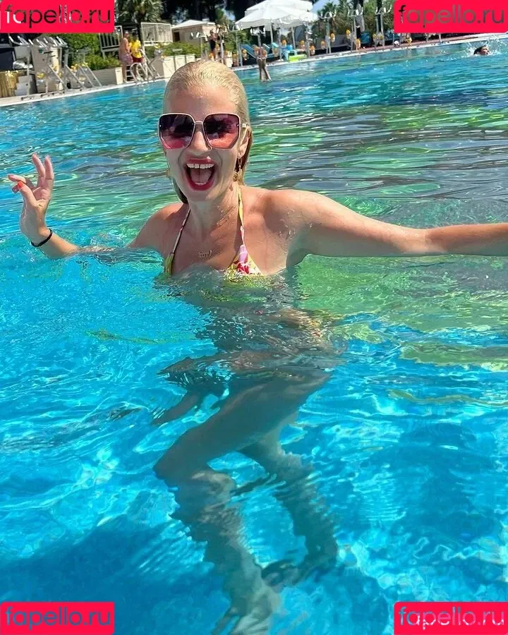 Susan Sideropoulos / susan_sideropoulos Onlyfans Photo Gallery 