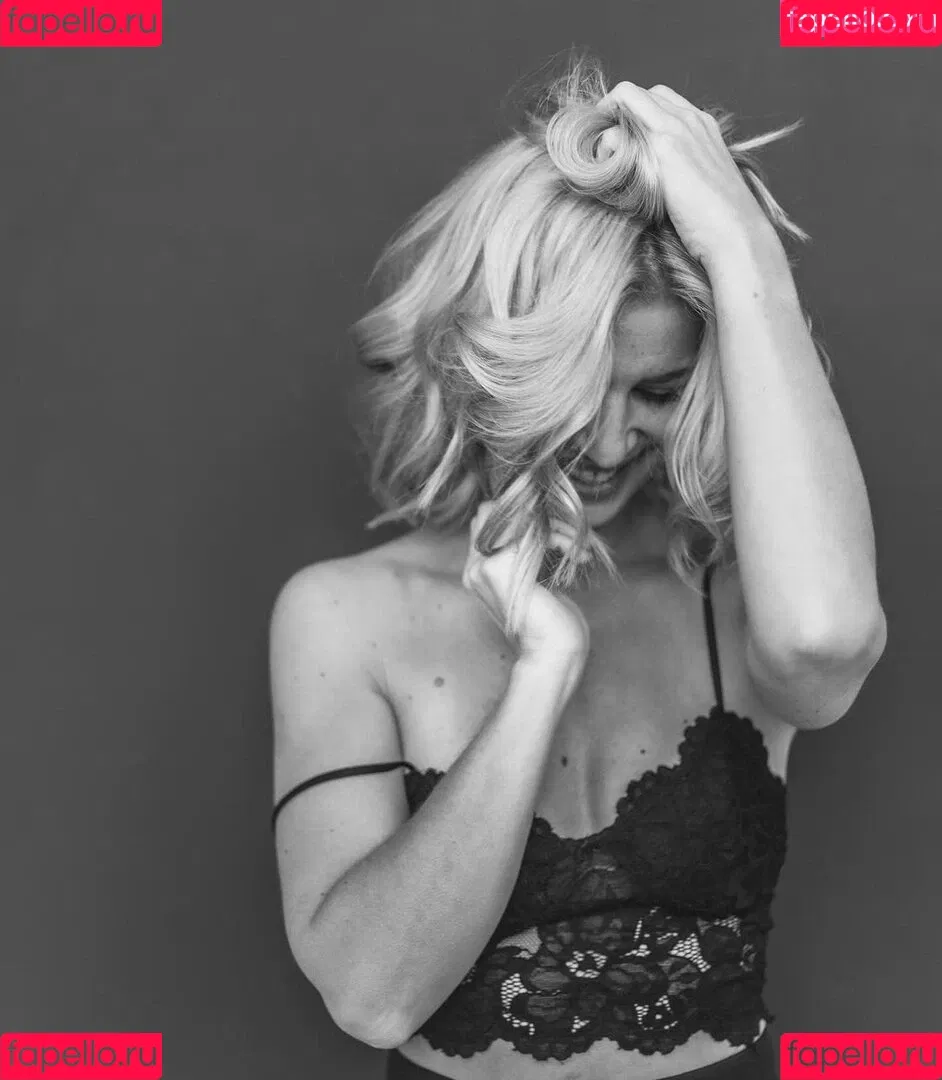 Susan Sideropoulos / susan_sideropoulos Onlyfans Photo Gallery 