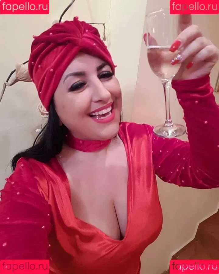 Ryma / boabflowerfree / ryma.ayed / rymaayed Onlyfans Photo Gallery 