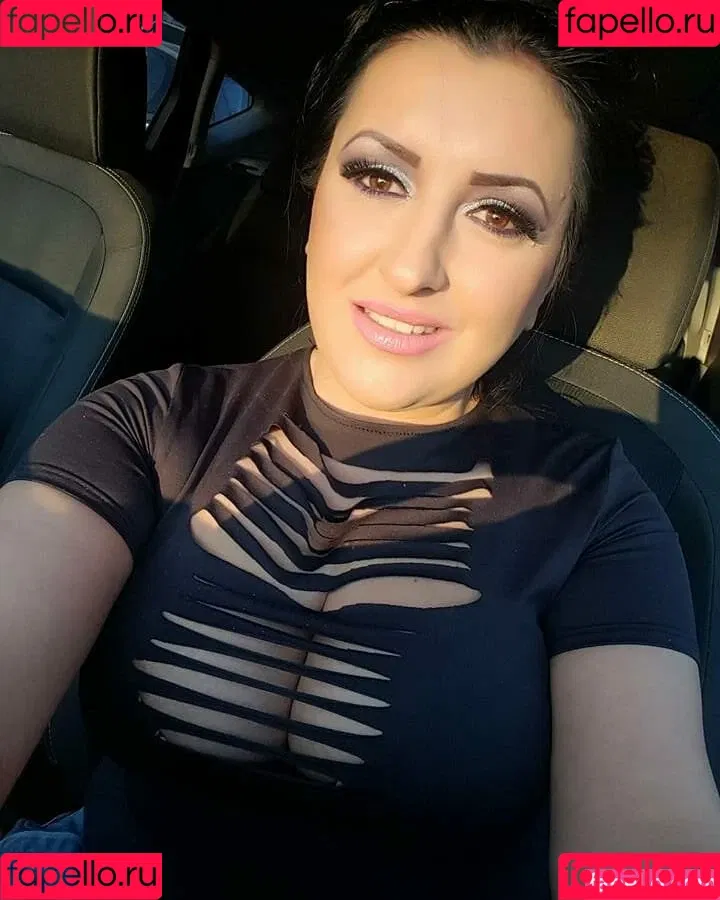 Ryma / boabflowerfree / ryma.ayed / rymaayed Onlyfans Photo Gallery 